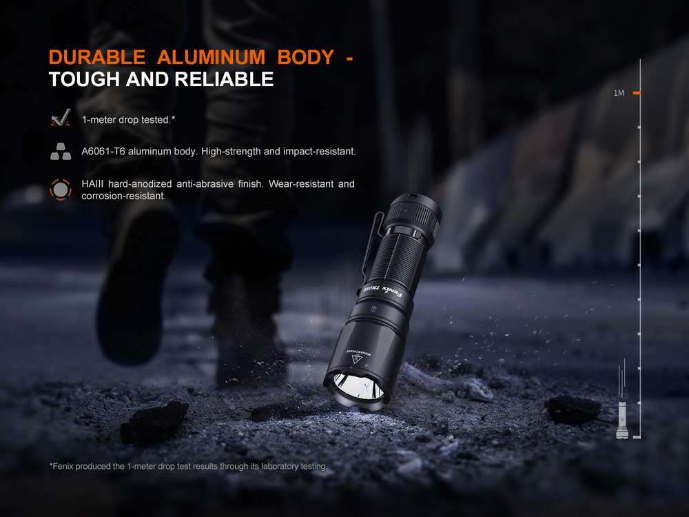 Fenix TK05R 1000lm 450m Rechargeable Tactical EDC Flashlight Senter LED Fenix TK05R adalah senter compact dengan candela tinggi, menggunakan parabolic reflector, yang dirancang dengan presisi. Desain senter menghasilkan sinar output yang terkonsentrasi dan terfokus tajam, dioptimalkan untuk visibilitas jarak jauh yang luar biasa, baik dalam kondisi cahaya sekitar yang gelap atau menembus penghalang optik seperti kaca film. Senter ini dapat memfasilitasi pencahayaan untuk identifikasi potensi ancaman secara cepat dan tepat. Dilengkapi dengan baterai 1100mAh yang dapat diisi ulang, senter Fenix TK05R ini dilengkapi port pengisian yang menggunakan kabel USB Type-C yang disertakan. Memiliki peringkat IP68 dan konstruksi bahan bodi aluminium A6061-T6 yang kokoh. Pancaran output cahaya yang terfokus sangat bermanfaat untuk mengamati obyek jarak jauh, meminimalkan pantulan cahaya ke arah pengguna, sehingga menjaga penglihatan pada malam hari. Fenix TK05R dapat memberikan kinerja pencahayaan yang handal di beragam skenario.