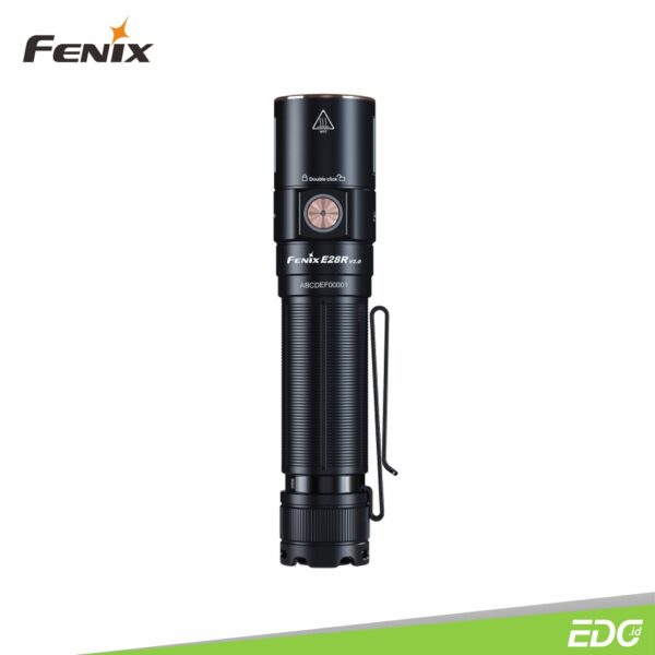 Fenix E28R V2.0 1700lm 273m Rechargeable Flashlight Senter LED Fenix ​​E28R V2.0 merupakan senter EDC isi ulang yang sudah lama ditunggu-tunggu oleh para pecinta EDC. Didukung oleh baterai 3400mAh yang disertakan, senter ini mel output maksimal 1700 lumen dan jarak pancaran maksimal 273 meter. Port pengisian daya USB Type-C memungkinkan pengisian daya yang cepat dan nyaman. Menjadi sangat ringkas untuk kenyamanan dibawa sehari-hari, lampu ini dapat dibawa di saku atau dipegang di tangan Anda dengan mudah. Pengoperasian senter sangat sederhana, dengan satu saklar samping yang mengontrol semua fungsi. Lampu Peringatan unik dapat memperingatkan orang lain tentang posisi Anda dan meningkatkan keselamatan. Fitur tambahannya mencakup ekor magnetis, klip bodi dua arah, dan perlindungan berperingkat IP68. Ringkas dan kokoh, E28R V2.0 adalah alat penerangan hebat untuk perjalanan sehari-hari, berkemah, dan hiking.