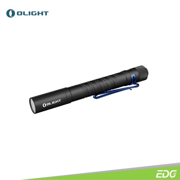 Olight i5T Plus 550lm 87m CW Flashlight Senter LED Olight i5T Plus CW (Cool White 5700 – 6700K) is a tail switch EDC flashlight with multiple options. The double helix knurling is exquisite and provides a solid grip. Its high-performance LED, paired with a PMMA optical lens, produces a beam of  550 lumens or 15 lumens. With the doubled battery power compared to the i5T, its runtime reaches up to 54hours. It also features a two-way pocket  clip that can be easily clipped onto a pocket or backpack strap for hands-free use. Powerful and with many options, the i5T Plus is a great EDC light  to help you complete everyday tasks.
