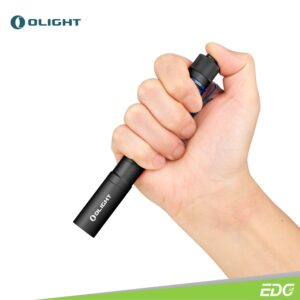 OLIGHT i5T Plus Black 550lm 87m NW Flashlight Senter LED Olight i5T Plus NW (Neutral White 4000 - 5000K) is a tail switch EDC flashlight with multiple options. The double helix knurling is exquisite and provides a solid grip. Its high-performance LED, paired with a PMMA optical lens, produces a beam of 550 lumens or 15 lumens. With the doubled battery power compared to the i5T, its runtime reaches up to 54hours. It also features a two-way pocket clip that can be easily clipped onto a pocket or backpack strap for hands-free use. Powerful and with many options, the i5T Plus is a great EDC light to help you complete everyday tasks.
