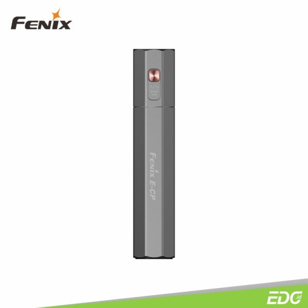 Fenix E-CP 1600lm 222m Jet Black Rechargeable Powerbank Flashlight Senter LED Fenix ​​​​E-CP adalah senter high output dengan fitur power bank, yang mampu menghasilkan output hingga 1600 lumens,  dengan jarak pencahayaan hingga 222 meter. Baterai berkapasitas tinggi 5000mAh built-in dapat bertahan hingga 504 jam. Senter inovatif ini mendefinisikan keserbagunaan yang maksimum, dapat digunakan sebagai senter sehari-hari atau power bank. Dilengkapi dengan antarmuka USB-A dan USB Type-C, mendukung pengisian cepat 18W yang efisien, baik untuk mengisi daya senter itu sendiri atau untuk mengisi daya perangkat digital eksternal seperti ponsel. Bodi senter terbuat dari aluminium yang kuat, dengan peringkat tahan debu dan tahan air IP68, Fenix E-CP adalah pilihan terbaik untuk penggunaan sehari-hari, aktivitas di luar ruangan, maupun hadiah untuk keluarga dan teman anda.