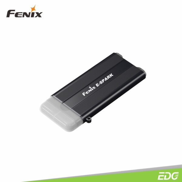 Fenix E-Spark 100lm 30m Emergency Powerbank Rechargeable Flashlight Senter LED Fenix ​​E-Spark adalah senter gantungan kunci yang dapat diisi ulang dengan fungsi power bank. Dilengkapi dengan built-in baterai 800mAh, menghasilkan output maksimum 100 lumens. Isi ulang baterai melalui port pengisian daya USB Type-C saat anda membutuhkan penerangan konstan, dan senter ini juga mampu mengisi daya ponsel anda untuk keadaan darurat. Dilengkapi fungsi cahaya output merah dan merah flashing untuk memberi sinyal. Sertakan senter ini di kunci anda, di saku, atau laci agar selalu berada di dekat anda.