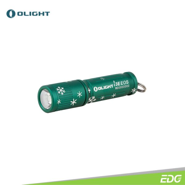 Olight I3E EOS Snowflake Green 90lm 44m Flashlight Senter LED (Note: Patern / motif pada setiap unit akan berbeda – beda) Olight I3E EOS Snowflake Green adalah senter LED berukuran kompak dengan maksimum output 90 lumens, hanya menggunakan 1 buah baterai AAA. Senter LED ini menggunakan Philips LUXEON TX LED dan lensa PMMA TIR yang memfokuskan cahaya dapat menjangkau hingga 44 meter. Olight I3E memiliki ukuran compact mudah disimpan di dalam saku atau tas, dan gantungan kunci. Olight I3E EOS adalah pilihan yang sempurna untuk lampu kecil, terang, dan harga terjangkau, untuk dibawa kemana saja.