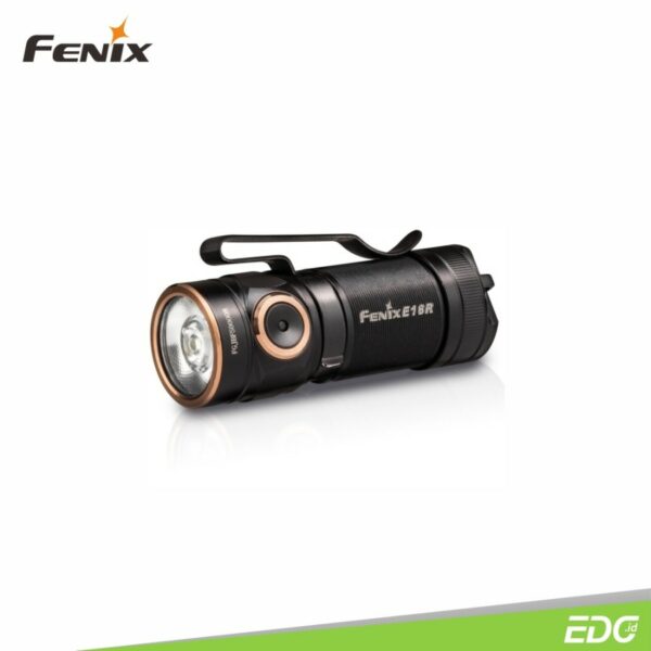 Fenix E18R Cree XP-L HI 750lm Flashlight Senter LED Fenix ​​E18R adalah senter EDC ultra-kompak dengan kinerja luar biasa. Didukung oleh satu baterai Li-ion 16340, senter ini ini memancarkan maksimal output 750 lumens, baterai tipe lithium CR123A dapat juga digunakan juga. Senter yang indah ini terbuat dari body bahan aluminium yang kuat dan tahan oksidasi, dan lensa optik ultra thin diproses dengan lapisan yang sama seperti pada lampu otomotif. Menampilkan empat level output plus strobe, indikasi level baterai plus ekor magnetik. Fenix E18R berukuran 6 cm ini wajib dimiliki untuk mendukung aktivitas sehari-hari, aktivitas di luar ruangan, dan pekerjaan perbaikan.